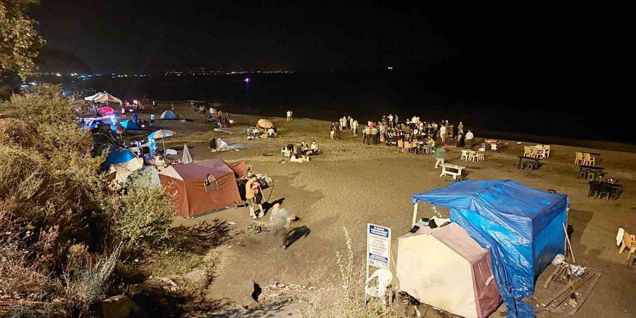 Denizde Kaybolan Gencin Cesedine Ulaşıldı