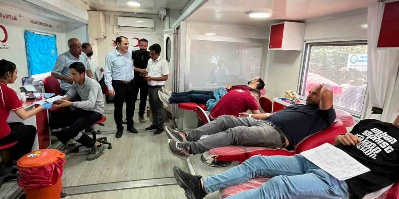 Kaymakam Türker’den Kan Bağışı