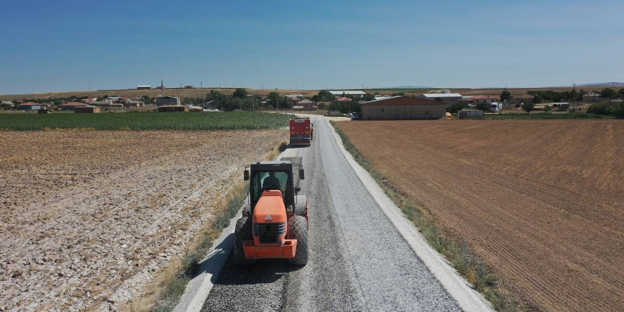 Karatay’ın Yolları Daha Konforlu Ve Güvenli Hale Geliyor