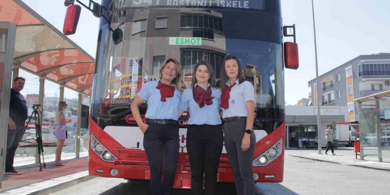 İzmir’in Kadın Otobüs Şoförlerinden Herkes Memnun