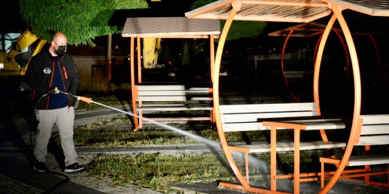 Bozüyük’te Tedbir Amaçlı Kene İlaçlaması Sürüyor