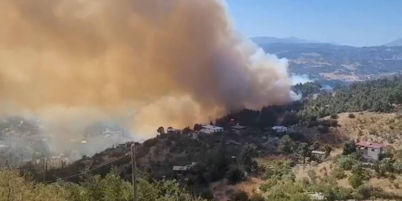 Kahramanmaraş’taki Orman Yangını Evlere Sıçradı