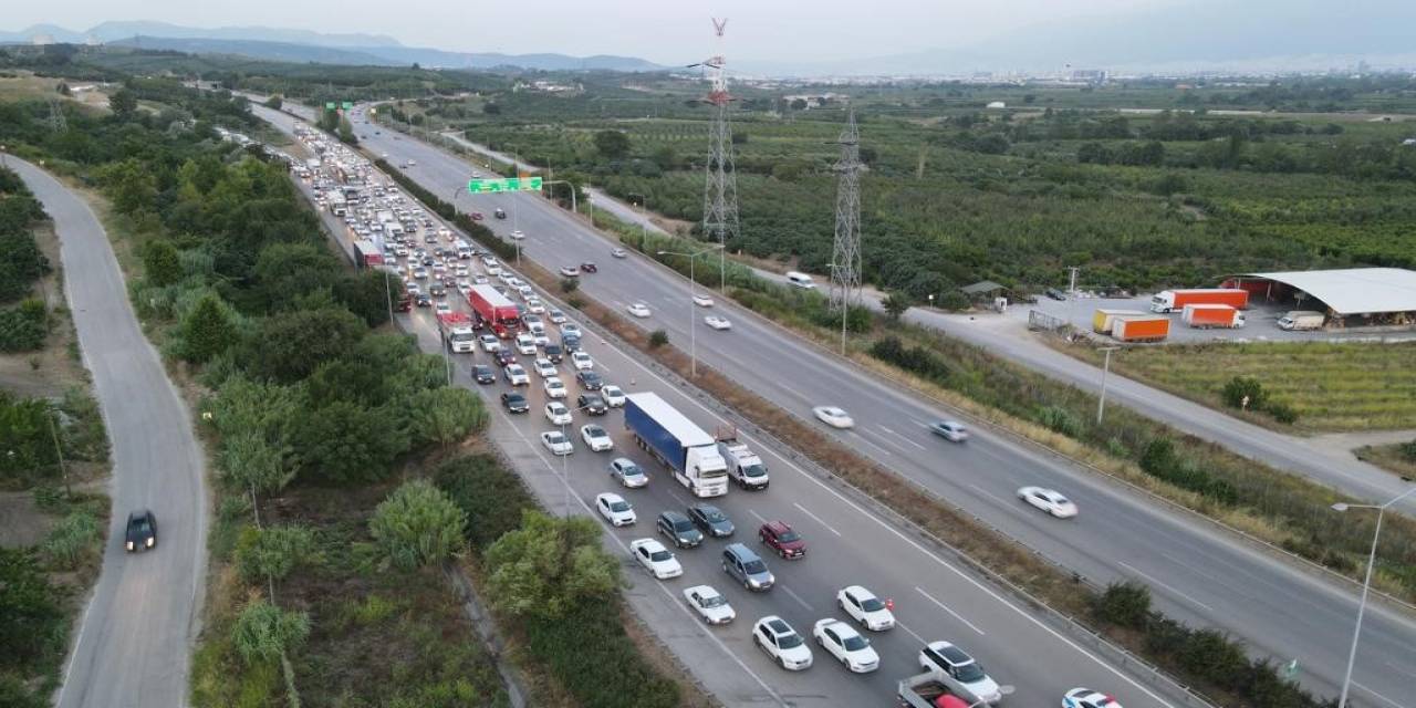 Bursa’da Peş Peşe İki Kaza: 8 Yaralı