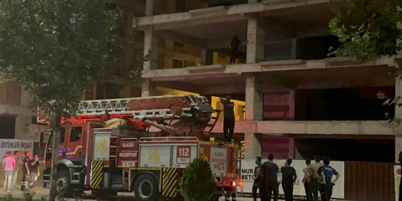 İntihara Kalkışan Kızı İtfaiye Amiri Kurtardı, O Anlar Kamerada
