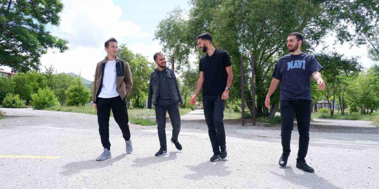 İbrahim’in Hem Kolu Hem Kanadı Oldular