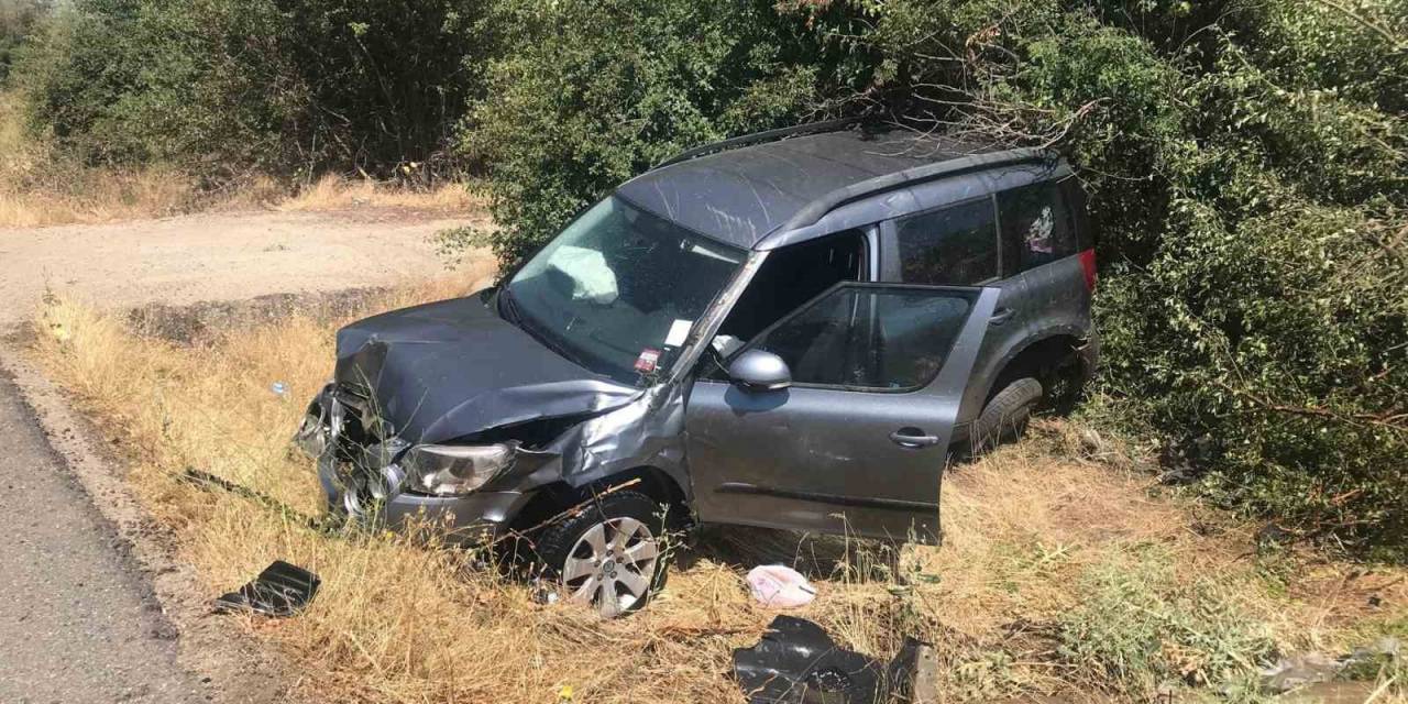 Elazığ’da Otomobil Şarampole Uçtu: 4 Yaralı