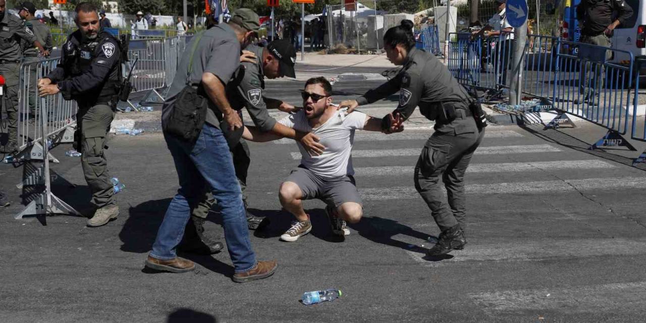 İsrail Meclisi, Yüksek Mahkeme’nin Yetkisini Sınırlandıran Yasa Tasarısını Onayladı