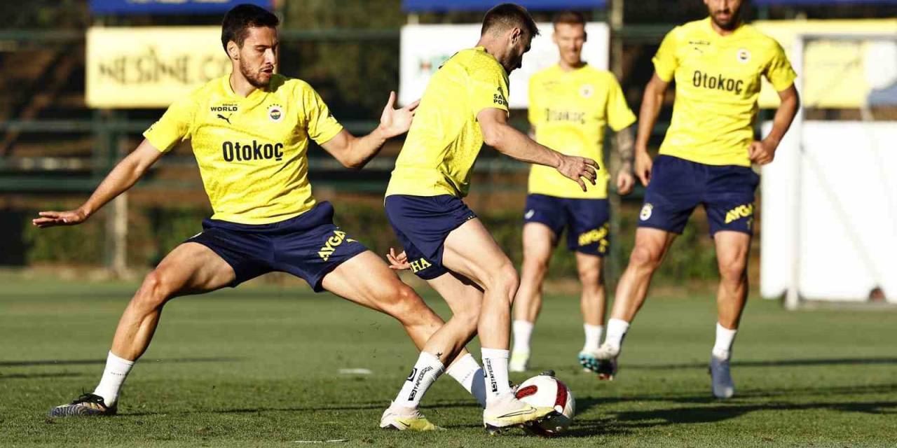 Fenerbahçe, Zimbru Hazırlıklarını Sürdürdü