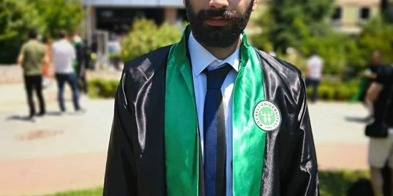 Eski Gazeteci Ağabeyine Yardım İçin Çıktığı İnşaattan Düşerek Hayatını Kaybetti