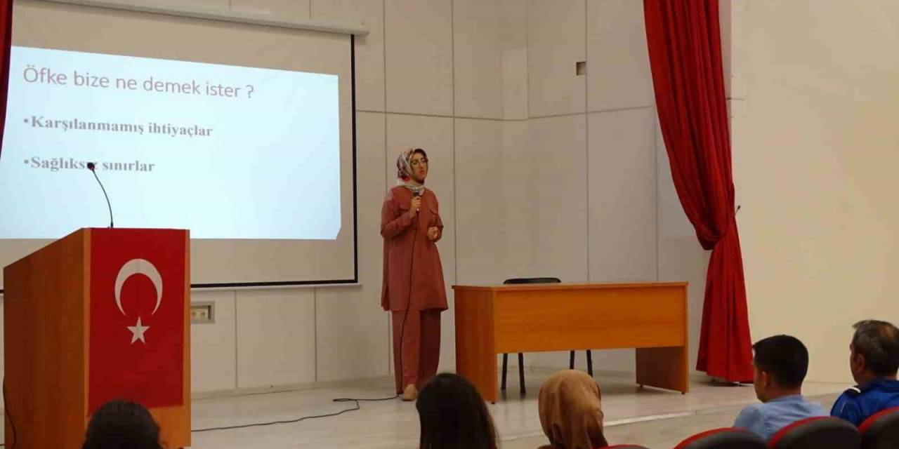 Cezaevi Personelleri Ve Hükümlülere Yönelik Öfke Kontrolü Eğitimi