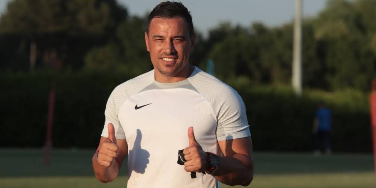 Samet Koç: "hocamızın İstifa Ettiği Yöndeki Haberler Camiamızı Yıpratıyor"