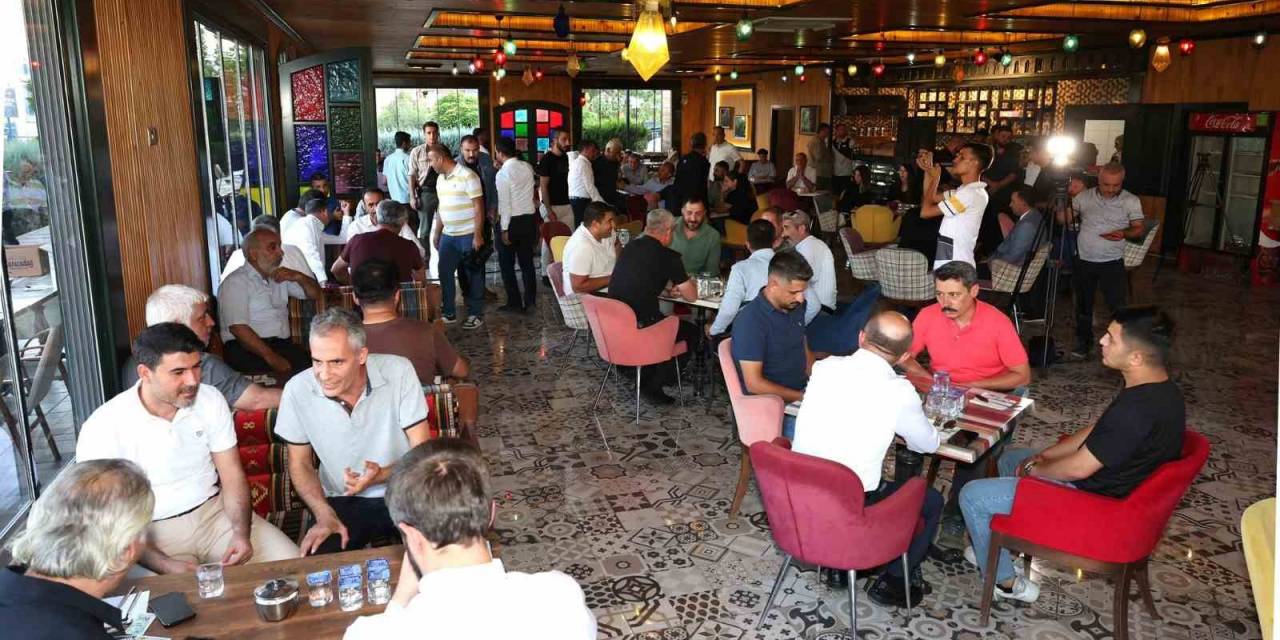 Gazeteciler Ve Basın Bayramında ‘basın Şehitleri’ Anıldı