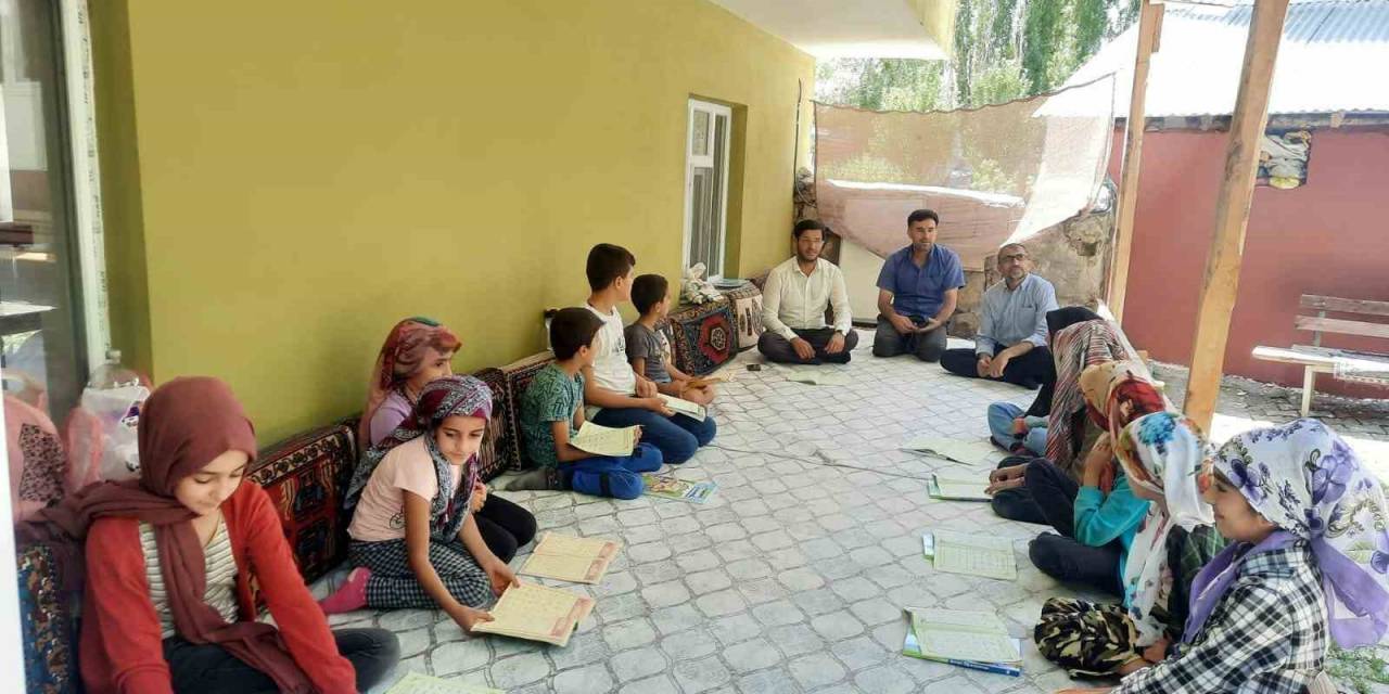 Bulanık’ta “mahremiyet Bilinci Ve Çevre Ahlakı” Semineri