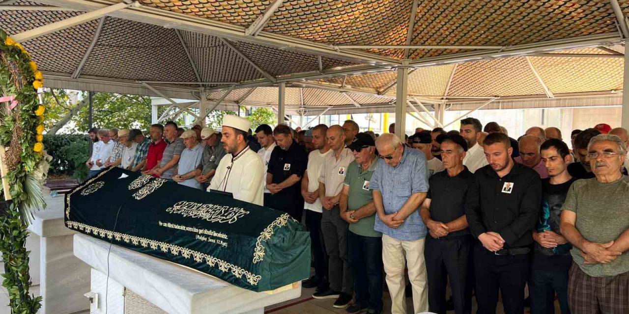 Fotoğrafçı Hamdi Bilgili Maltepe’de Son Yolculuğuna Uğurlandı