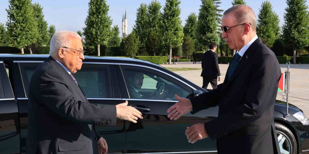 Cumhurbaşkanı Erdoğan, Filistin Devlet Başkanı Abbas ‘ı Resmi Törenle Karşıladı