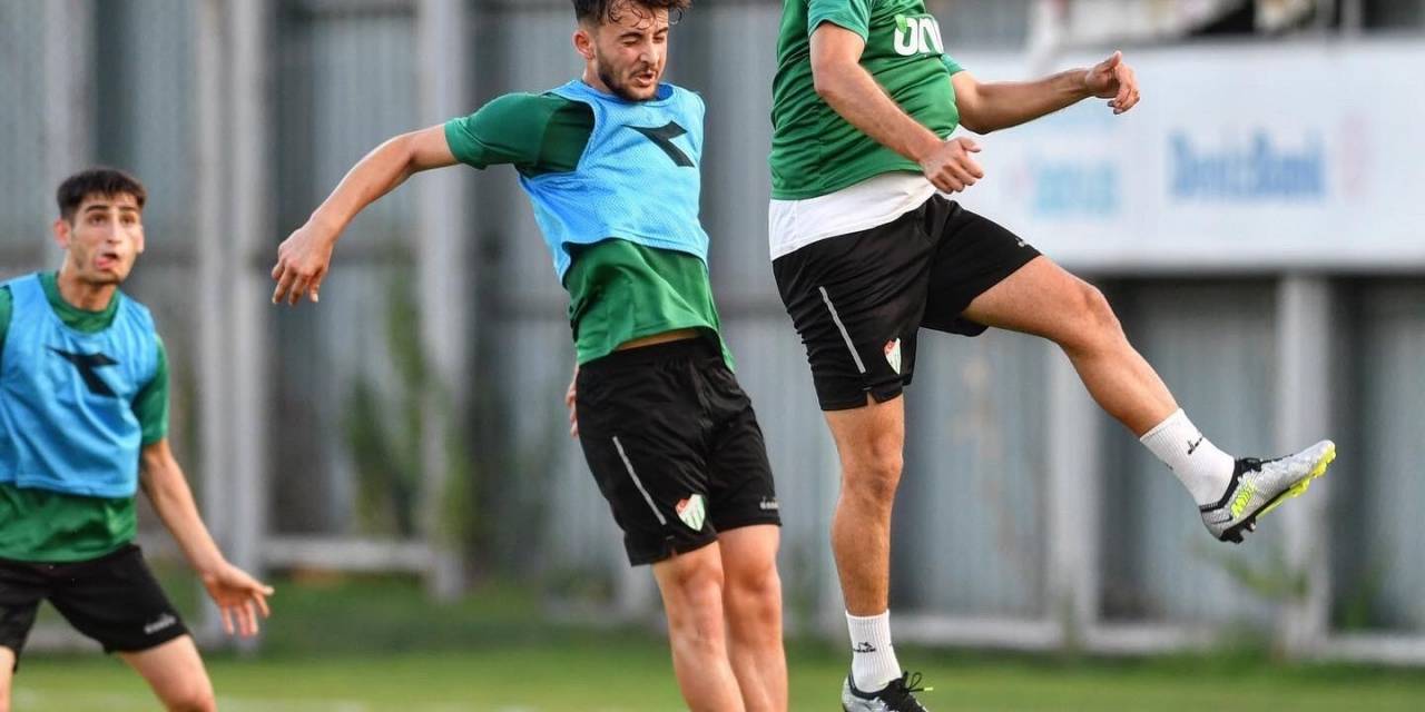Bursaspor Günü Çift İdmanla Tamamladı