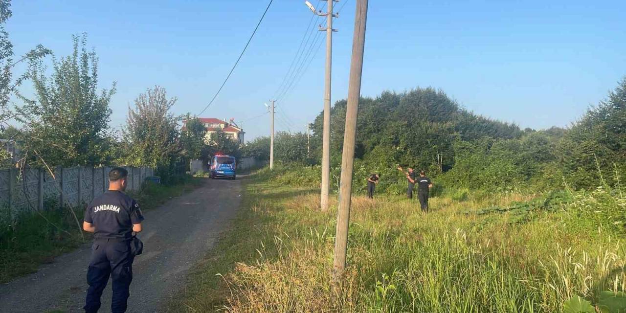 Arsa Kavgasında Oğlunu Silahla Vurarak Yaraladı