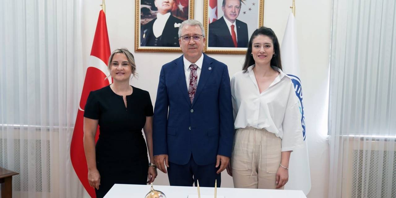 Sosyal Bilimcilerden “sandviç Kuşağı” Araştırması