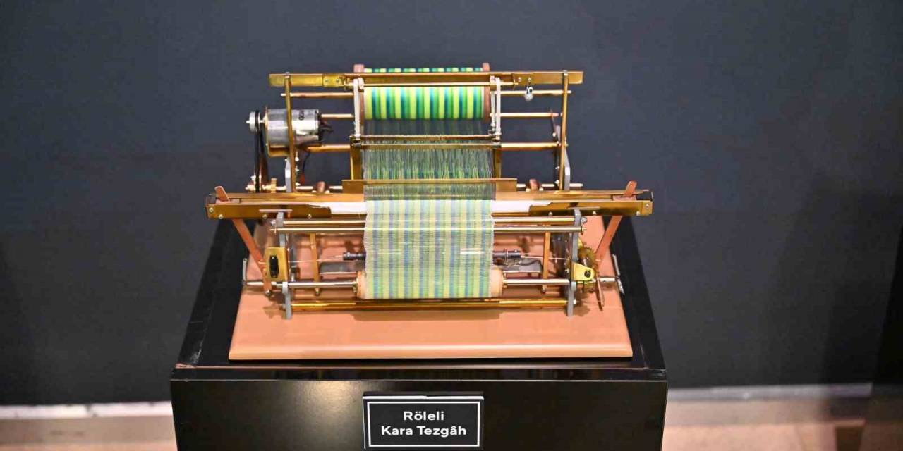 Dünyanın En Küçük Dokuma Tezgahları Bursa’da
