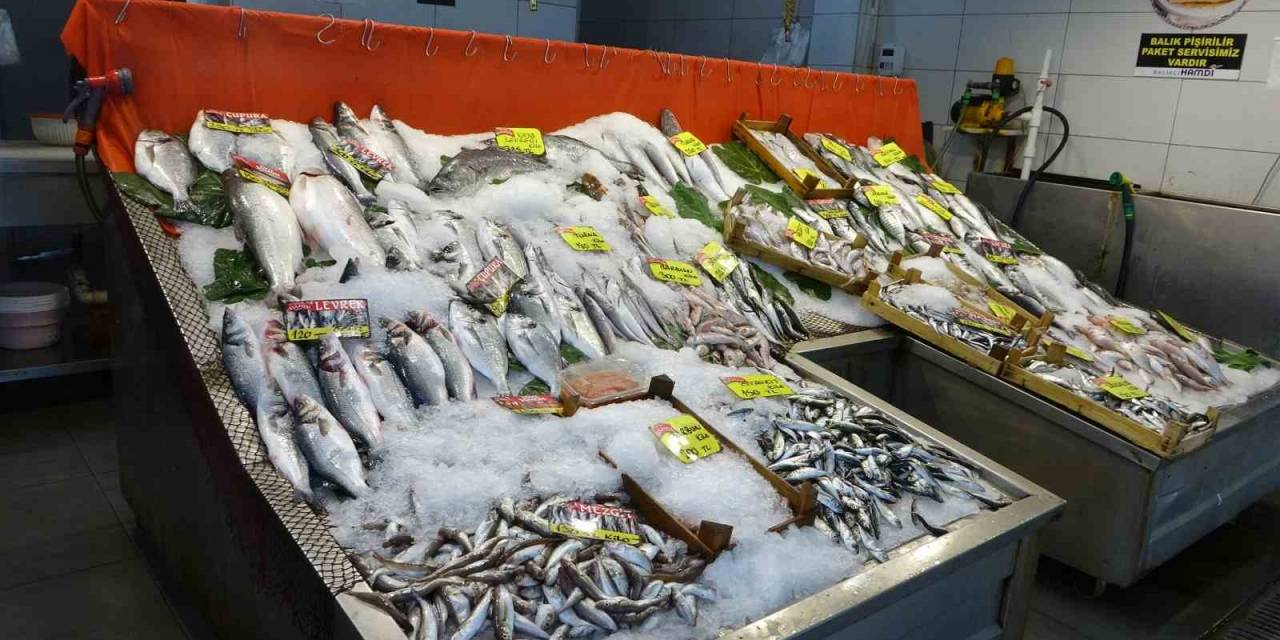 Sıcak Havaya Rağmen Balık Tüketimi Azalmadı