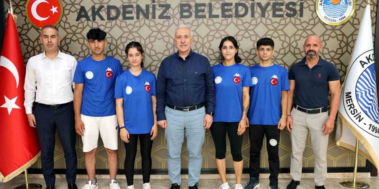 Akdeniz’in Kick Boksçuları Derecelerle Döndü