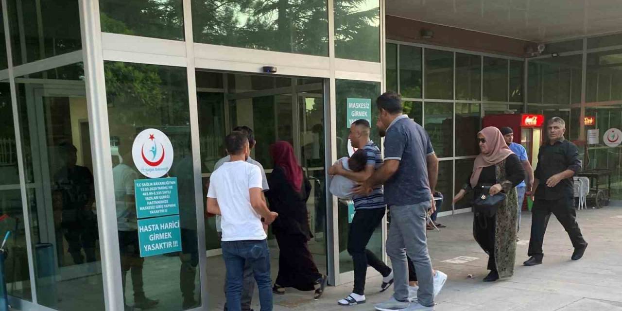 Balkondan Düşen Çocuk Ağır Yaralandı