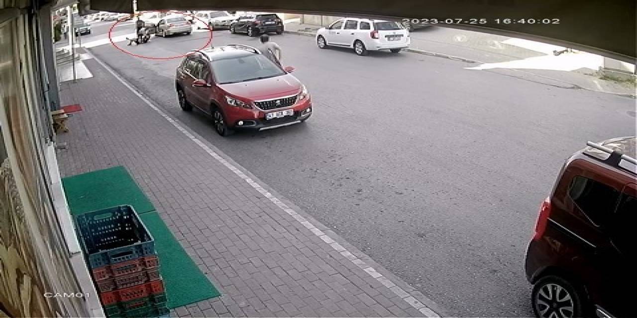 Otomobilin Önünü Kesip Bekçiyi Böyle Darp Ettiler