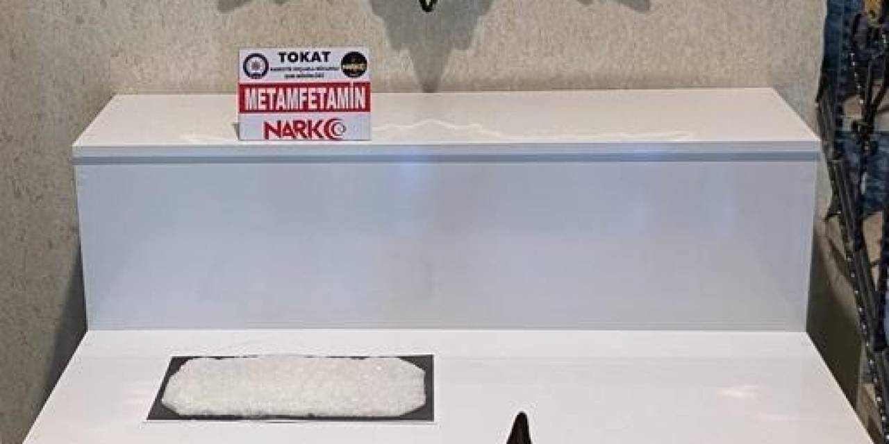 Bagaj Kapağının Döşemesinden Yarım Milyonluk Uyuşturucu Madde Çıktı