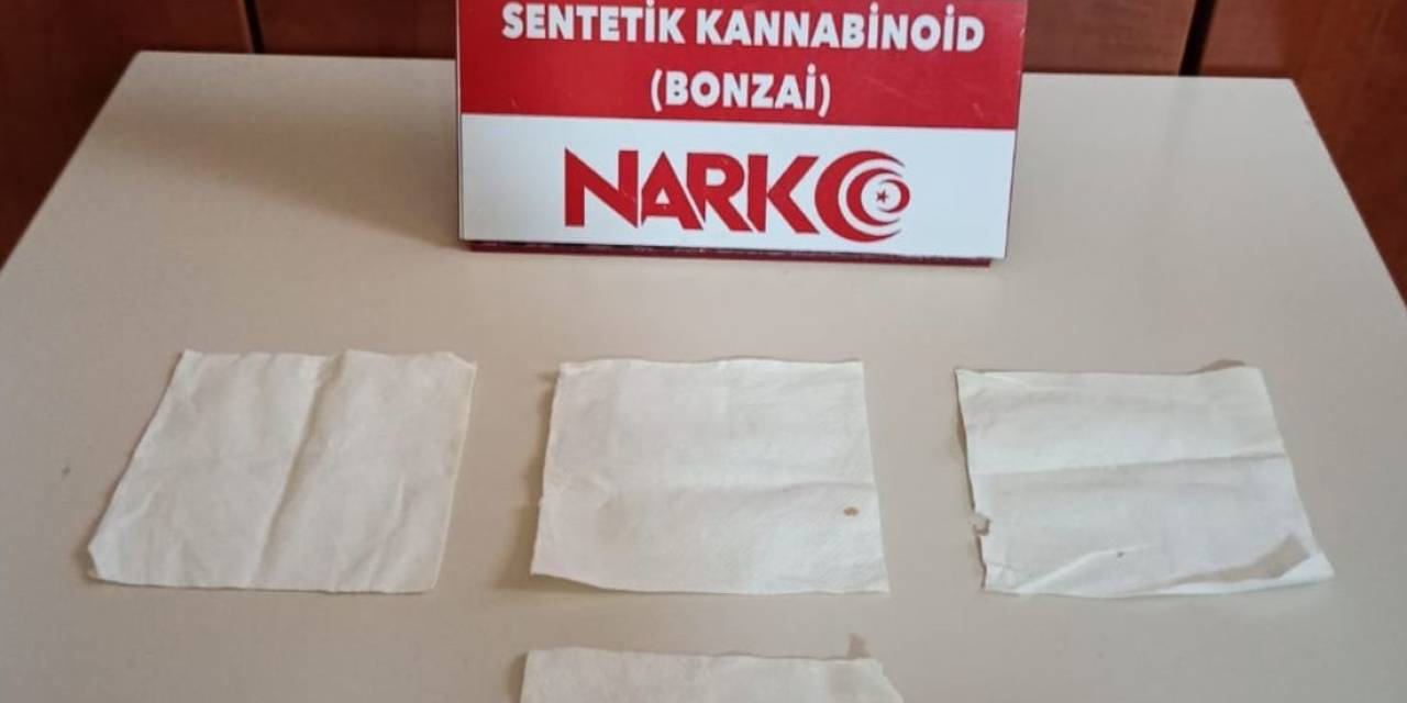 Mendile Emdirilmiş Uyuşturucuyla Yakalandı