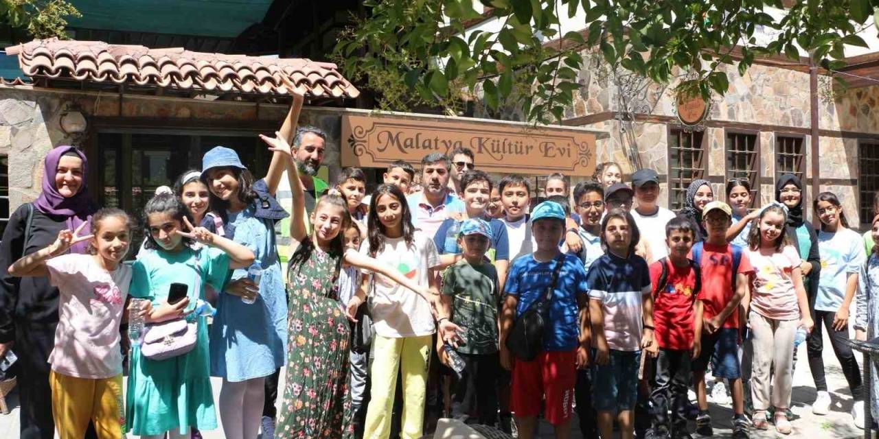 Semt Konağı Öğrencileri Sanat Sokağını Gezdi