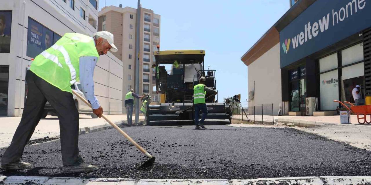 Toroslar’da Asfalt Çalışmaları Sürüyor