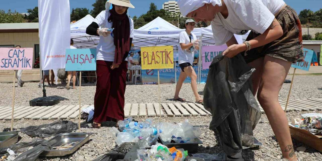 "plastiksiz Kıyılar, Plastiksiz Sular Projesi" Konyaaltı Sahili’nde Başladı