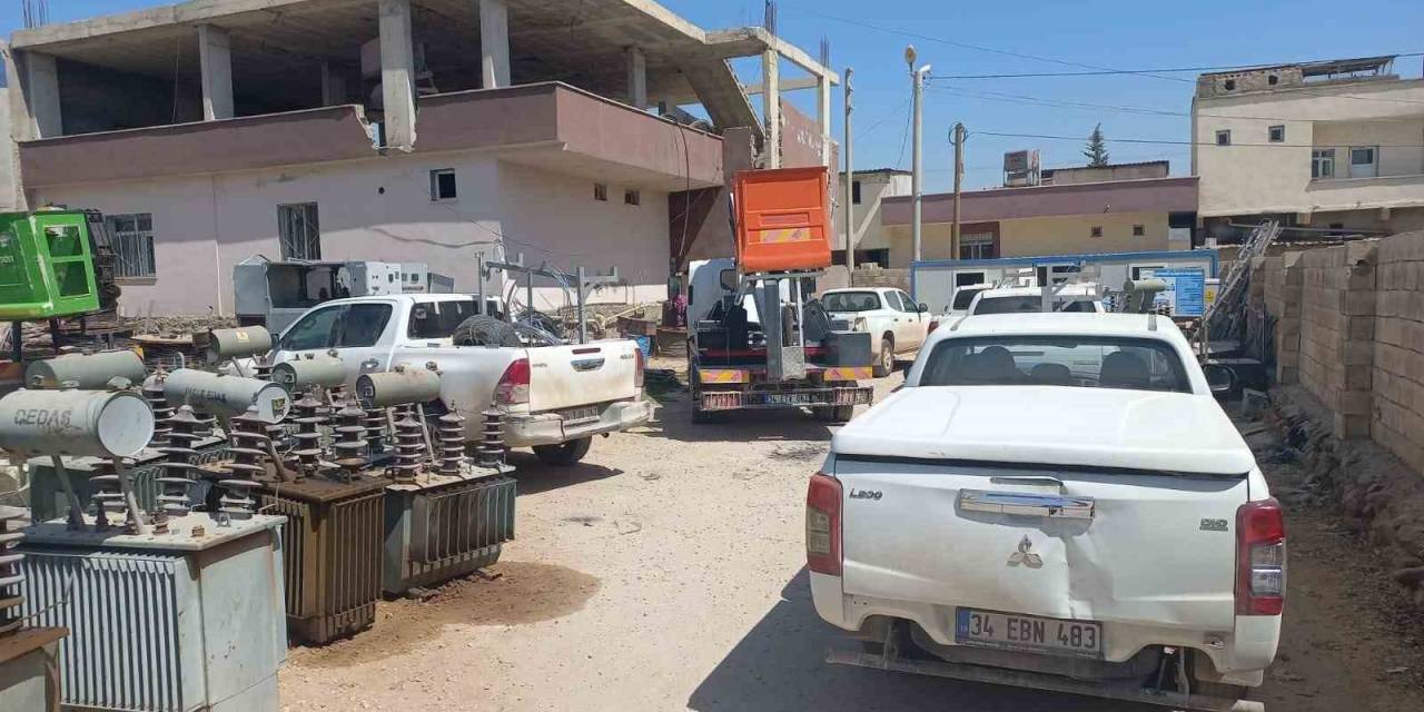 Dicle Elektrik Göreve Çıkan Personeli Engelleyen 11 Eylemcinin İş Akdini Feshetti