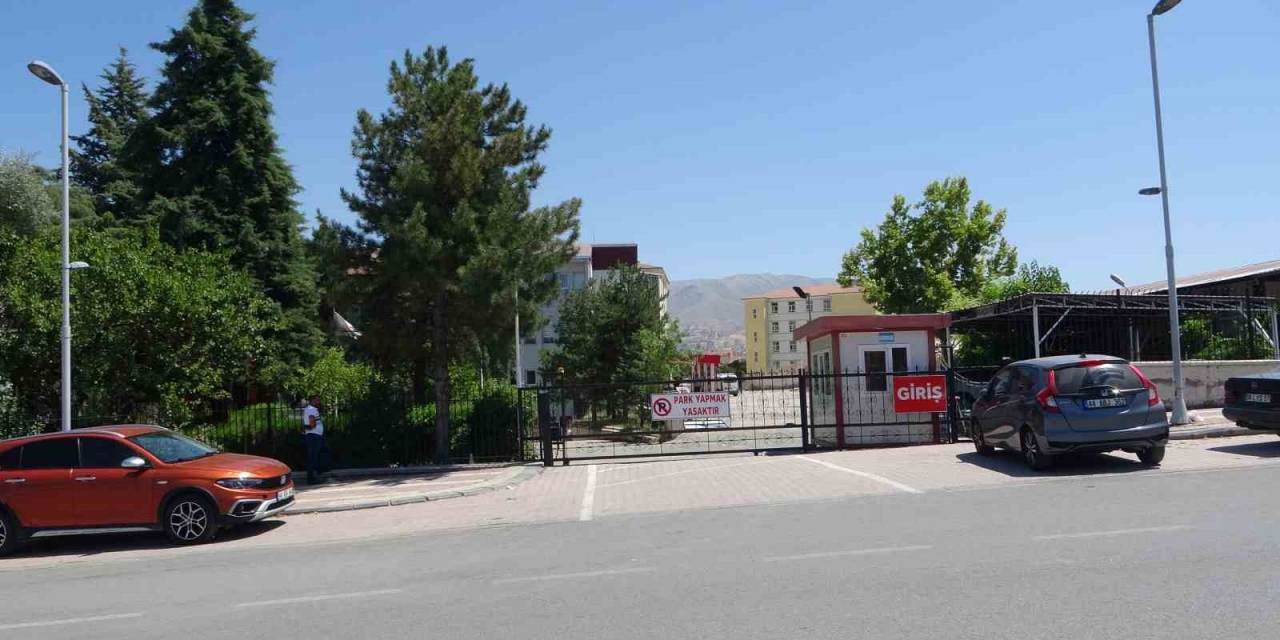 Tartıştığı Eşini Katleden Şahıs Tutuklandı