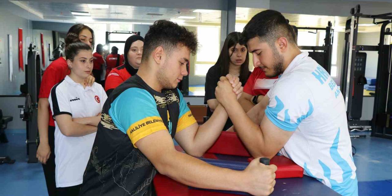 Haliliye’de Şampiyon Sporcular Yetişiyor