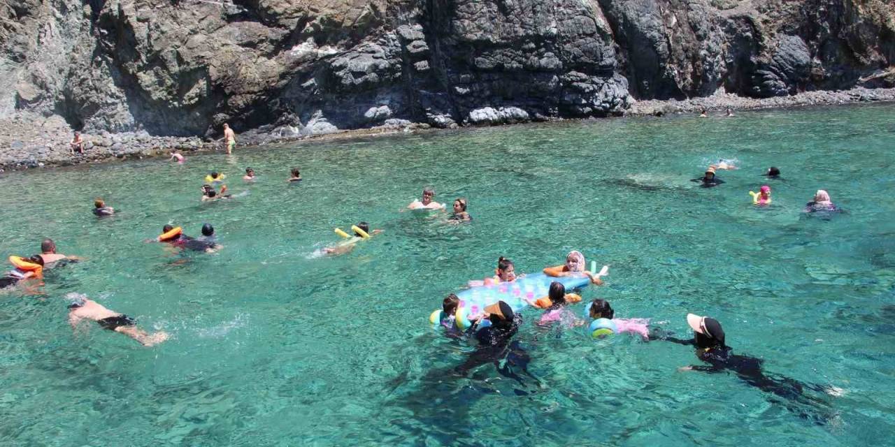 Antalya’nın Turizm Bölgesi Adrasan’da Yat Turlarına Yoğun İlgi