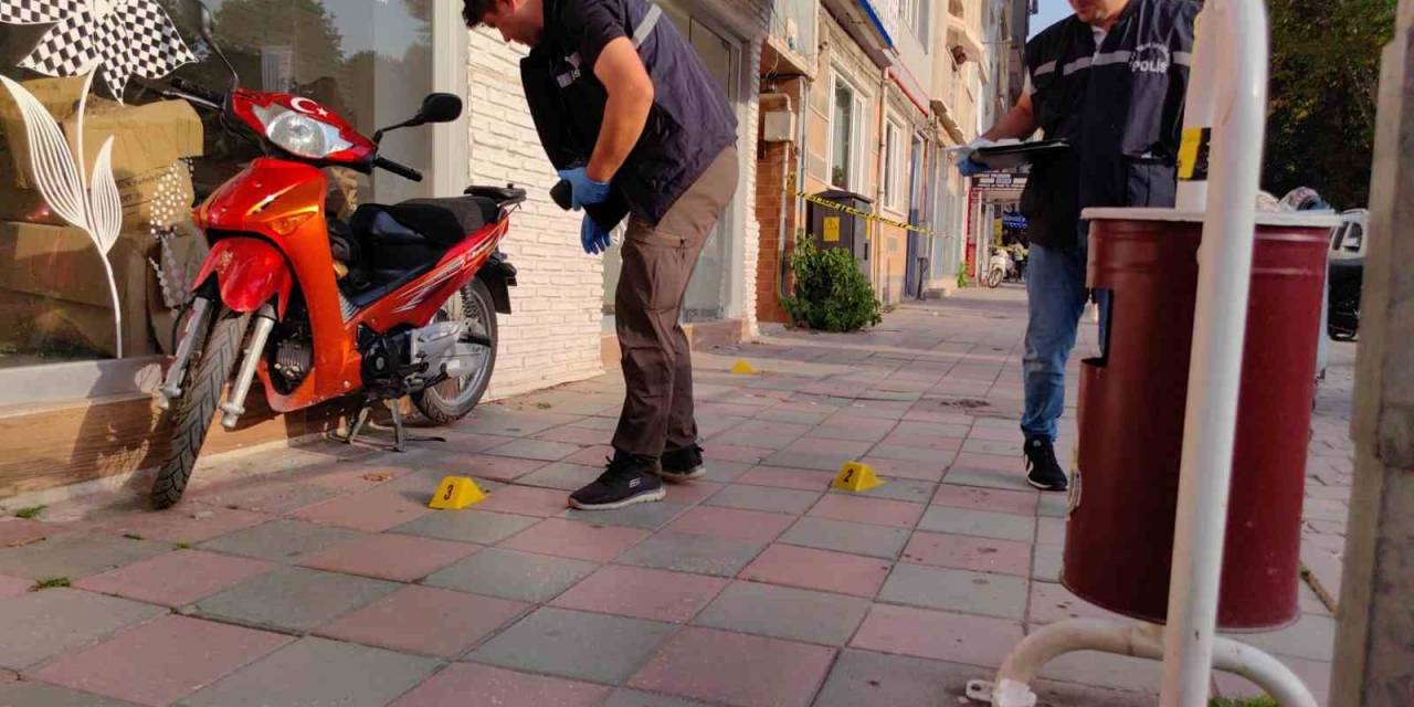 İş Yeri Sahibi Kiracısını Silahla Vurdu