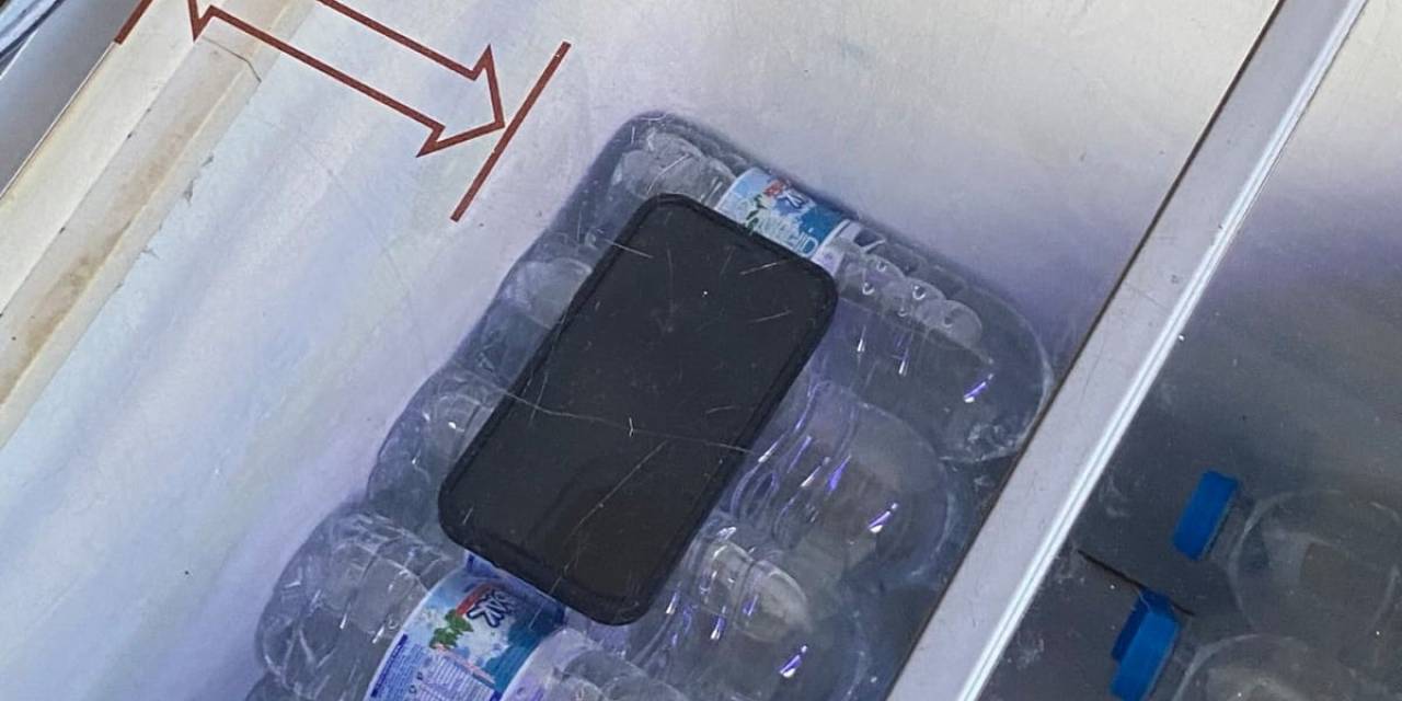 Cep Telefonunu Sıcaktan Bu Şekilde Korudu