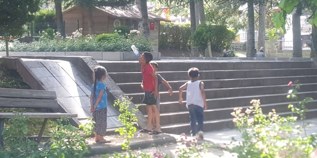 Afyonkarahisar Son Yılların En Sıcak Günlerini Yaşıyor