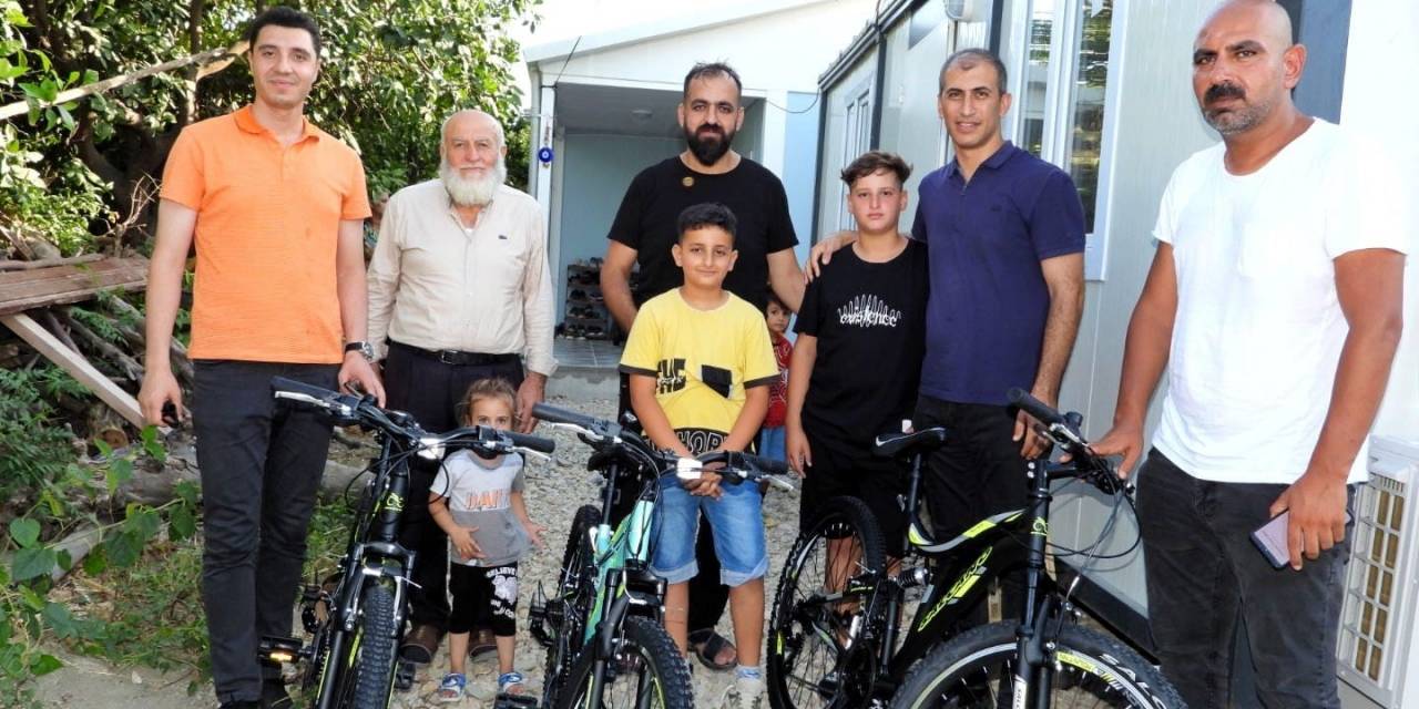 Kaymakam Aksu, Afeti Yaşayan Çocuklarla Yakından İlgileniyor