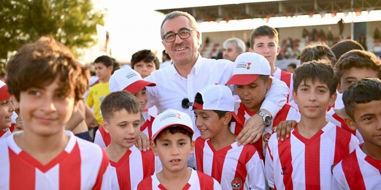 Kahramanmaraş’ta ’çocuklar Sporla İyileşir’ Futbol Turnuvası Başladı