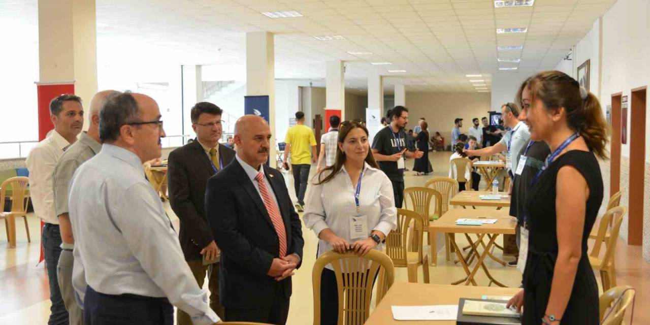 Düzce Üniversitesi Aday Öğrencilere Tanıtılıyor