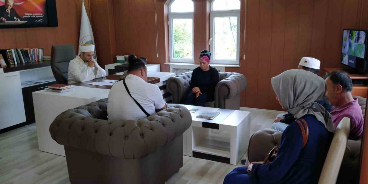 Alman Saskia Müslüman Oldu