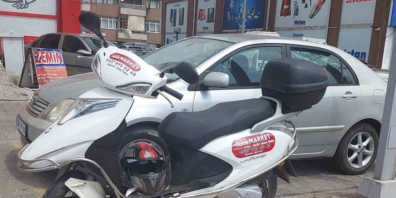 Otomobil İle Motosiklet Çarpıştı: 1 Yaralı
