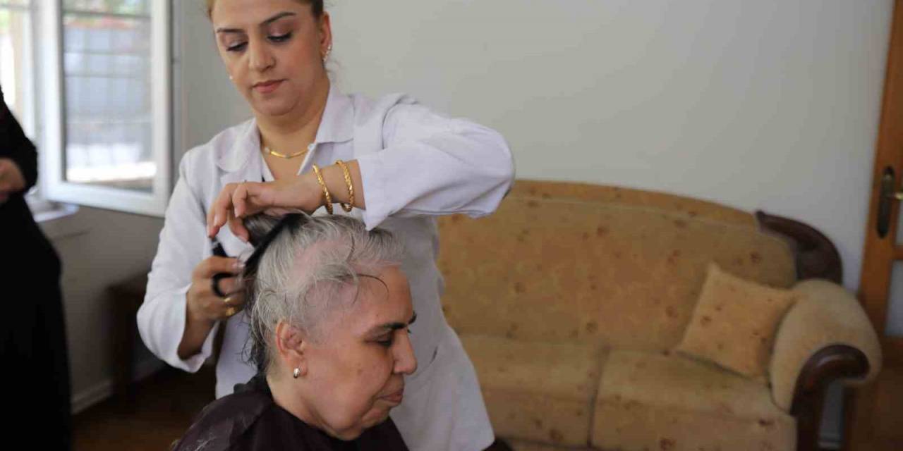 Deprem Anında Yaşadığı Korku Dünyasını Kararttı