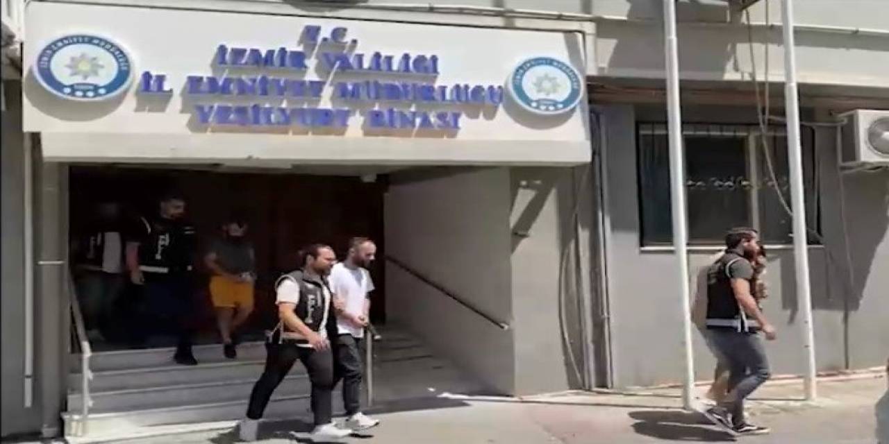 İzmir’de Tonlarca Sahte Etil Alkol Ele Geçirildi
