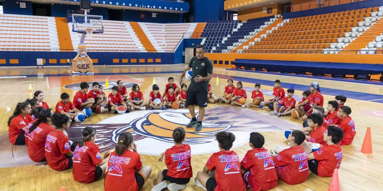 Mersin’de Ücretsiz Basketbol Kurslarıyla, Alt Yapıya Sporcu Yetişiyor