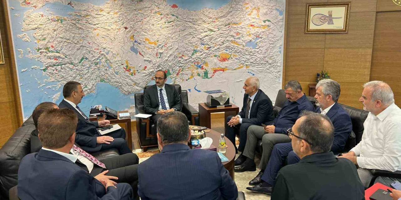 Siirt Heyeti Yaşanan Su Sorunu İçin Ankara’da Bir Araya Geldi