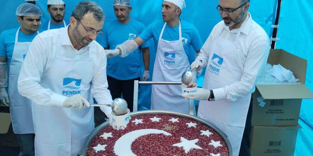 Pendik’te 10 Bin Kişiye Aşure Dağıtıldı