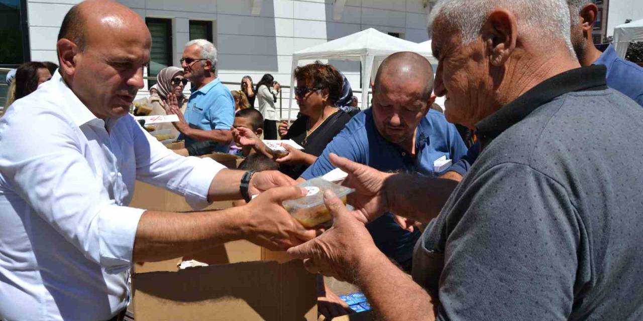 Aşureler, Başkan Oral’dan